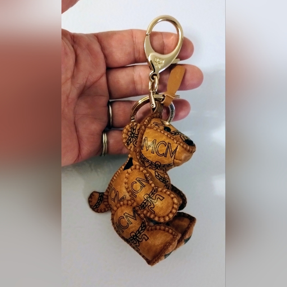 MCM Bear Bag Charm Cognac - Picture 2 of 10